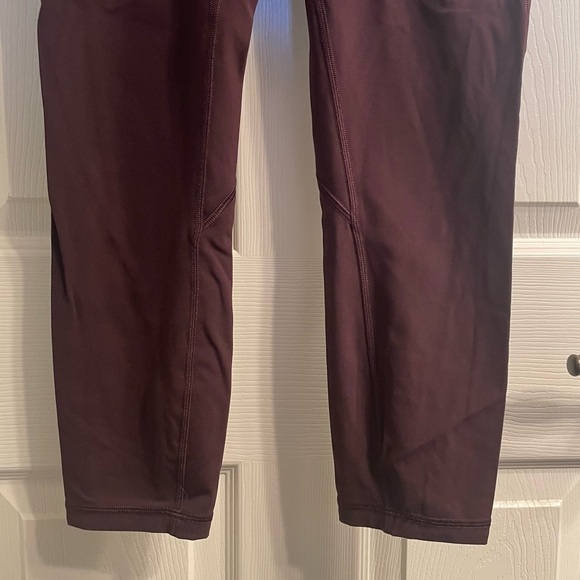 Lulu lemon leggings maroon size 6 - Picture 4 of 13